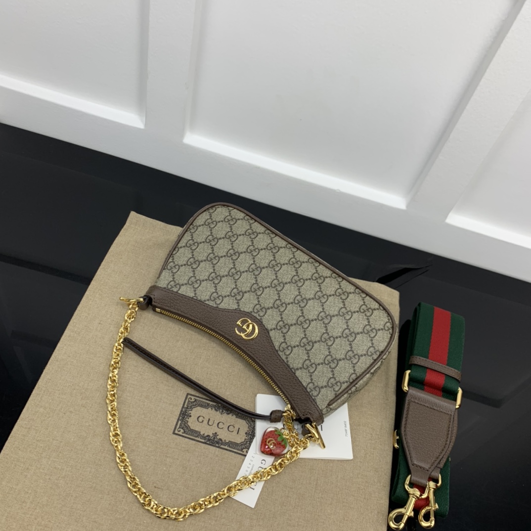 Gucci Hobo Bags